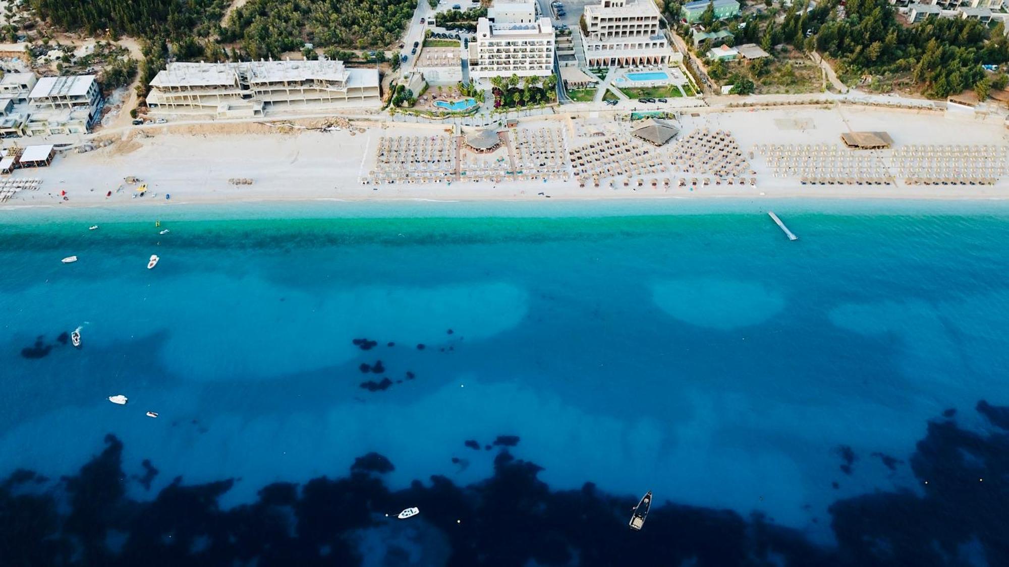 Diora'S Hotel And Apartments Vlore Ngoại thất bức ảnh