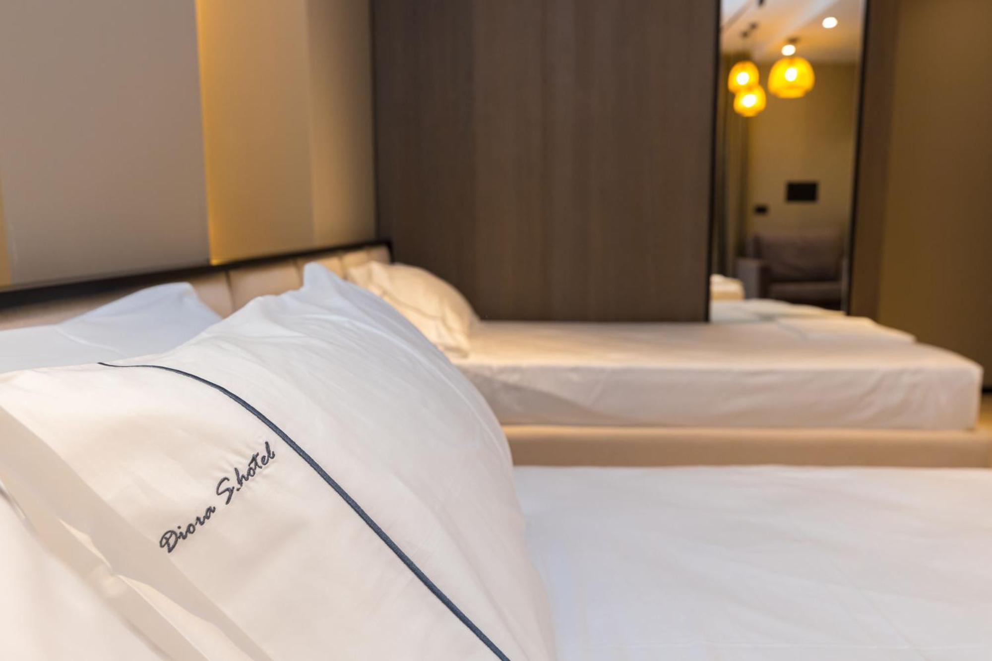 Diora'S Hotel And Apartments Vlore Ngoại thất bức ảnh
