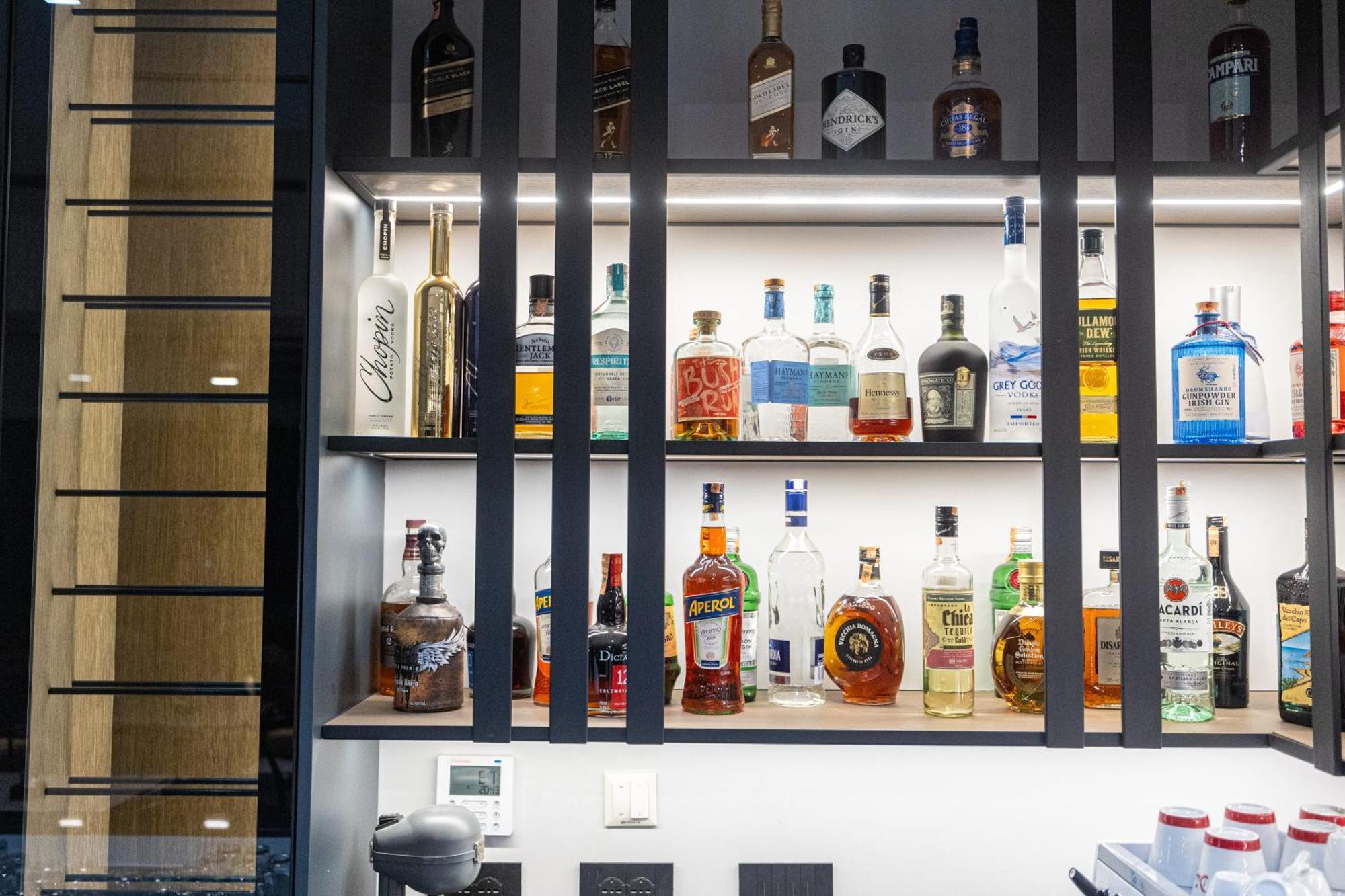 Diora'S Hotel And Apartments Vlore Ngoại thất bức ảnh