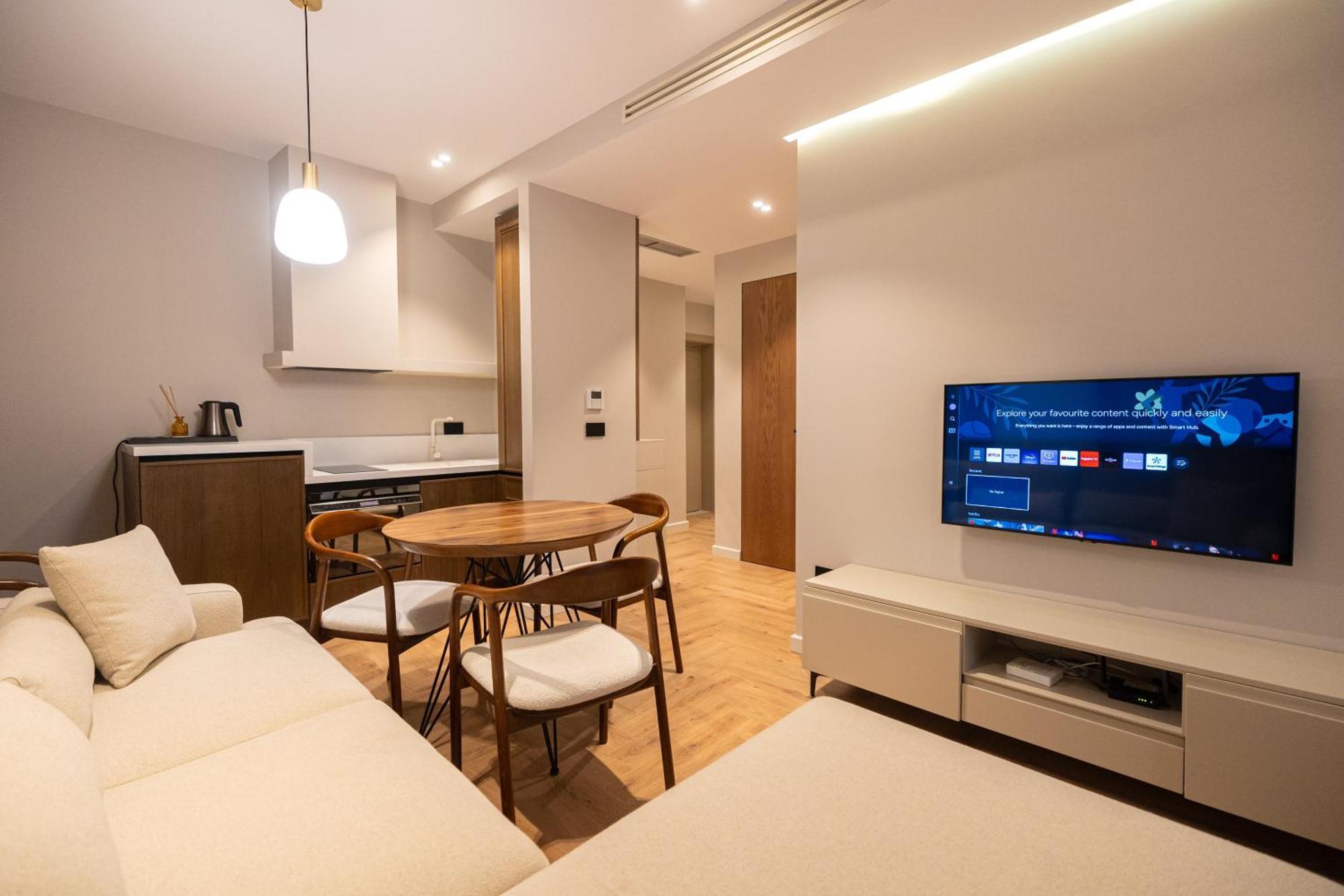 Diora'S Hotel And Apartments Vlore Ngoại thất bức ảnh